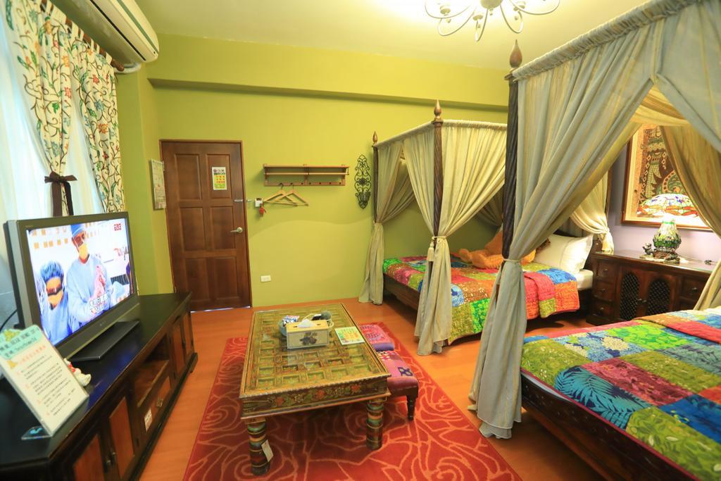 Bearbear Homestay Хуалянь Экстерьер фото