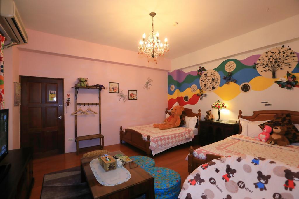 Bearbear Homestay Хуалянь Экстерьер фото